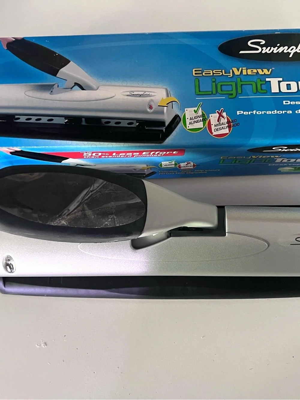 Swingline EasyView LightTouch Desktop Hole Punch NIB